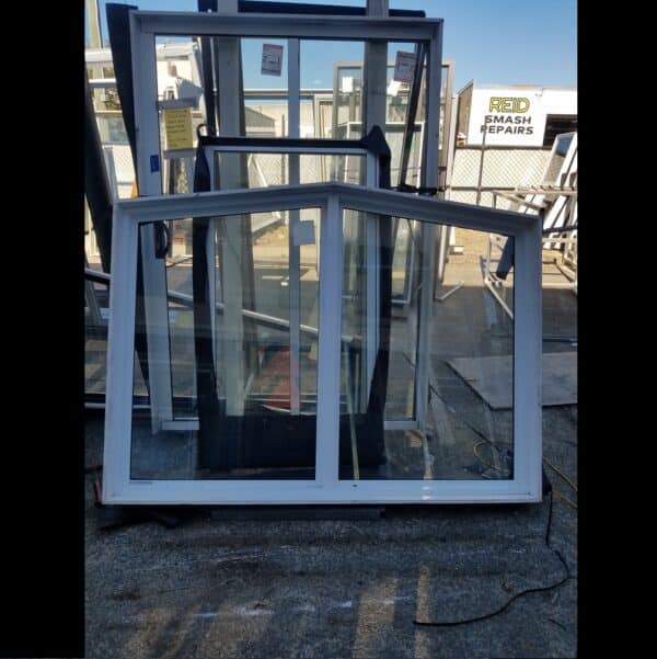 Factory 2nd Fixed Window 1268H x 1886W Pearl White Logan