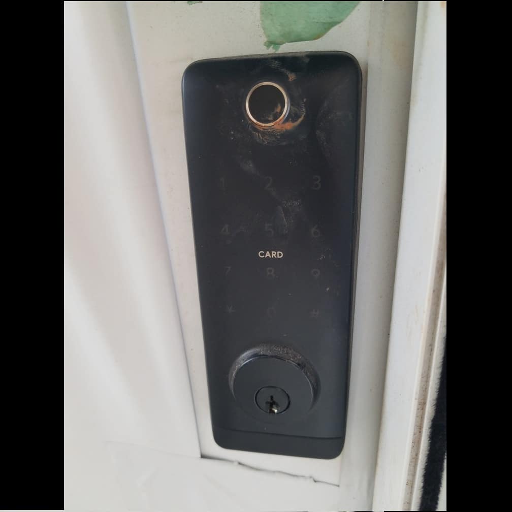 Hinged Door - 2407h x 978w Textura White w/ Obscure Glass *Factory 2nd* 46117 2 Hinged Door - 2407h x 978w Textura White w/ Obscure Glass *Factory 2nd* 46117 - Image 2