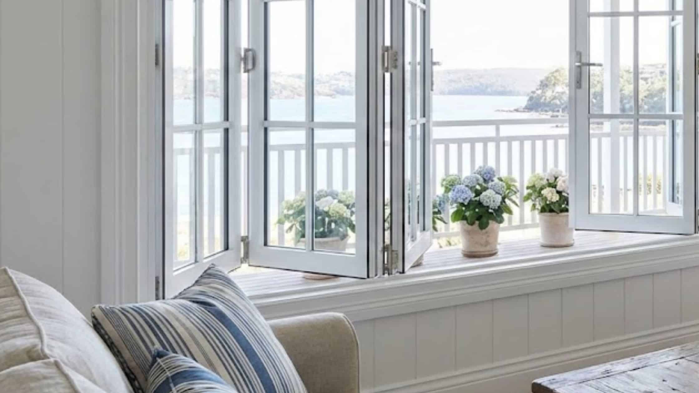 Hampston Style Home Bifold windows v1 1