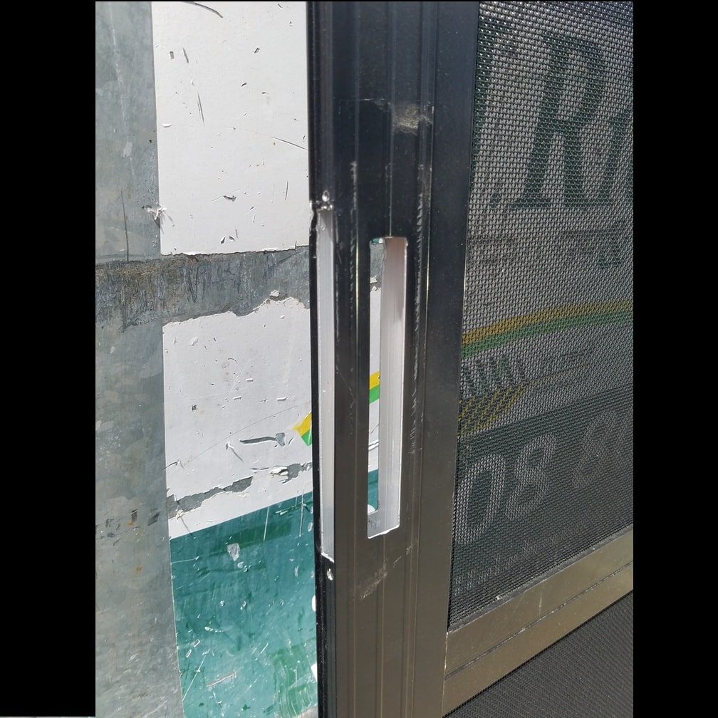 Stainless Steel Screen - 2052h x 1165w Black, Sliding No Handle *Factory 2nd* 46280 3 Stainless Steel Screen - 2052h x 1165w Black, Sliding No Handle *Factory 2nd* 46280 - Image 3