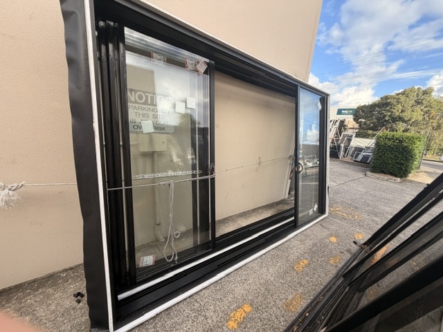 Stacking Door - 2400h x 3810w Black w/ Clear Glass *New* 80001 2 Stacking Door - 2400h x 3810w Black w/ Clear Glass *New* 80001 - Image 2