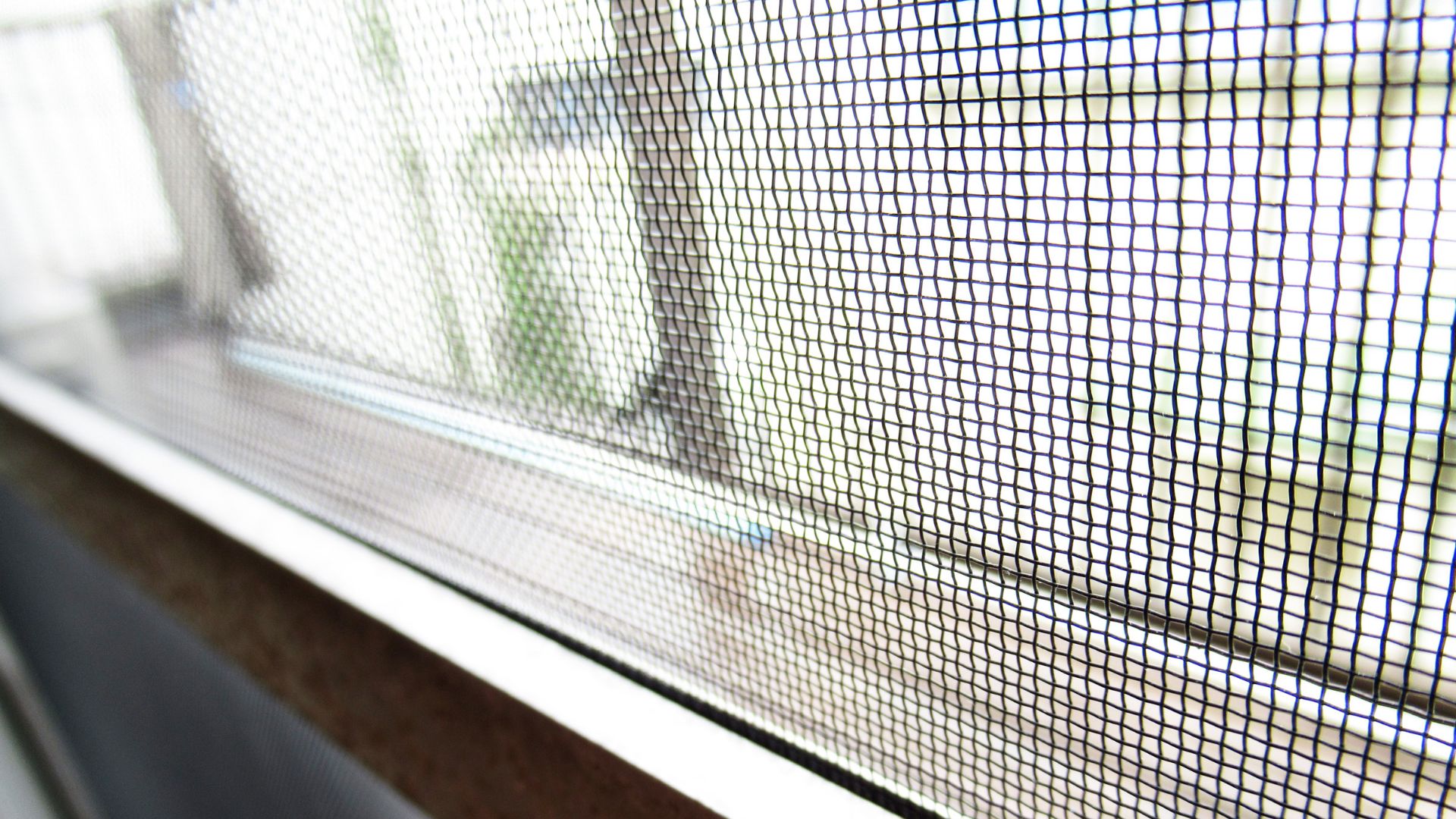 Brisbane Sliding Screen Doors compared: fly screen for airflow, diamond grille for tough use. See which suits your home at A&D Discount Building Supplies.